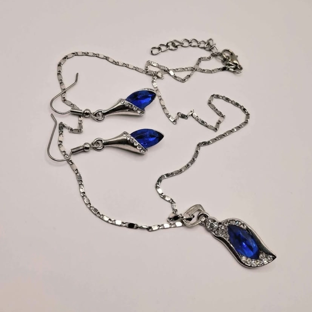 Royal Blue and Silver Matching Necklace And Earrings Jewelry Set